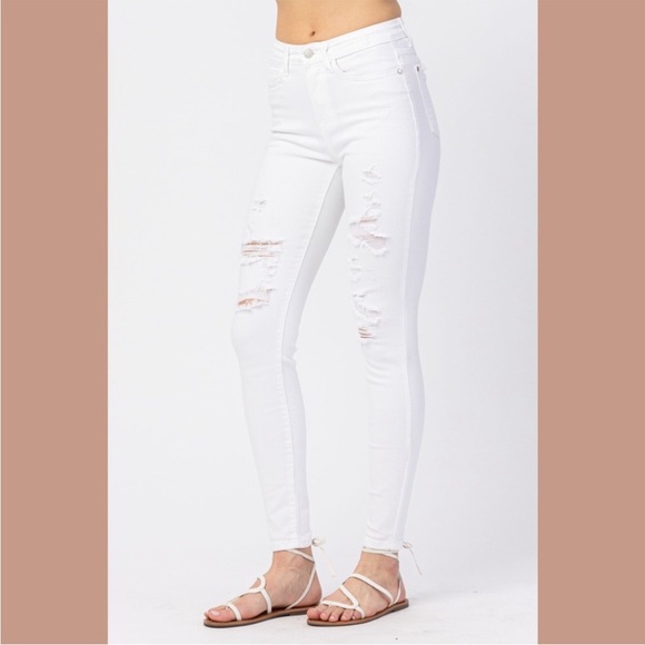 Judy Blue Mid-Rise Skinny Destroyed Jeans 82280 - Picture 2 of 10